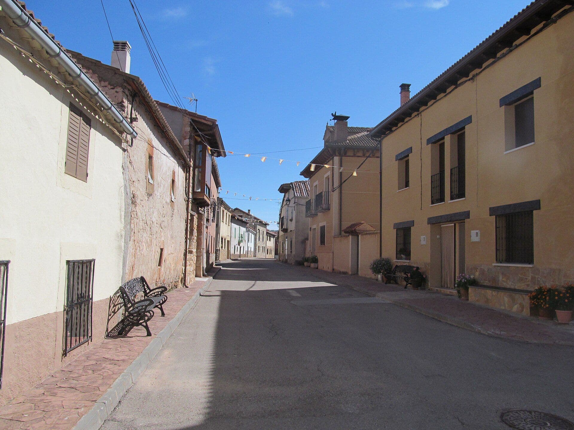 Entrée de Cantalojas par la grand-rue